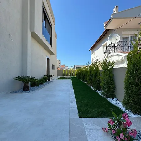 Vilă Pablo Alacati *